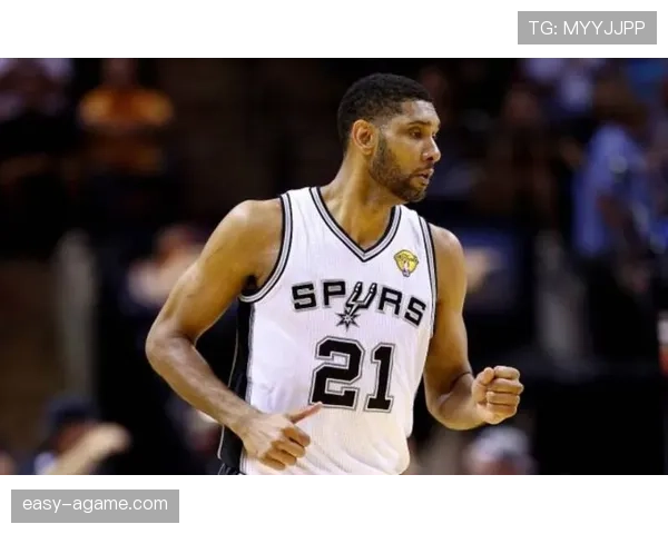 蒂姆·邓肯内线无球跑动助马刺提升终结效率明显区别队友伍德森