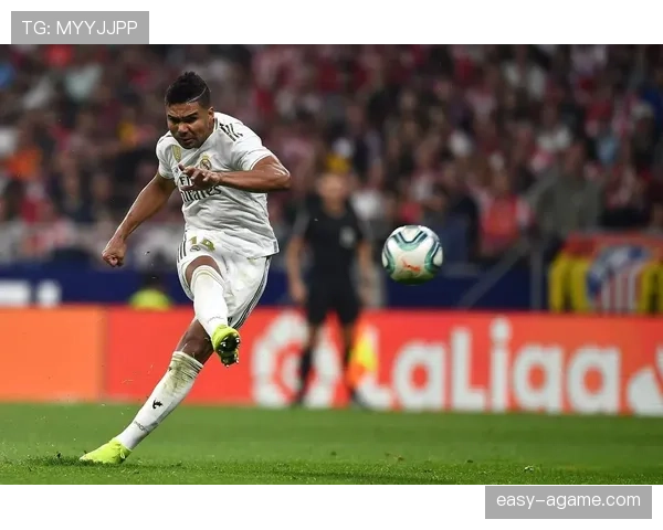 塞维利亚财政危机显现，对球队赛季稳定性与引援计划构成制约。