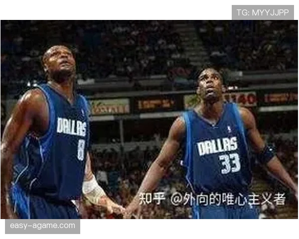 芬利无球跑动拉开空间，改变小牛外线进攻结构